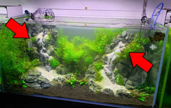 Aquarium modern dan canggih dengan tampilan waterfalls